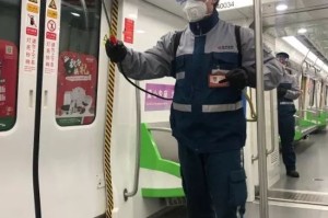 天津地铁，佩戴口罩的必要性与社会责任感