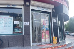 郑州疫情下的商铺关门潮，经济阵痛与民生困境