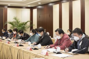 上海市疫情防控工作领导小组会议，科学精准施策，筑牢城市安全防线