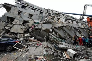 台湾地震救援与重建面临艰难挑战