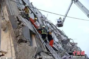 台湾地震，直播画面见证救援与重建