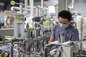 河南郑州富士康疫情放假安排，企业应对与员工权益保障