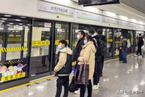 北京地铁不再强制佩戴口罩，新常态下的出行变化与思考
