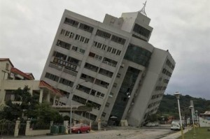 台湾地震伤亡人数持续上升，自然灾害影响深刻