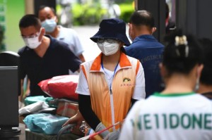 广州疫情，病毒传播快、传播力强，防控面临严峻挑战
