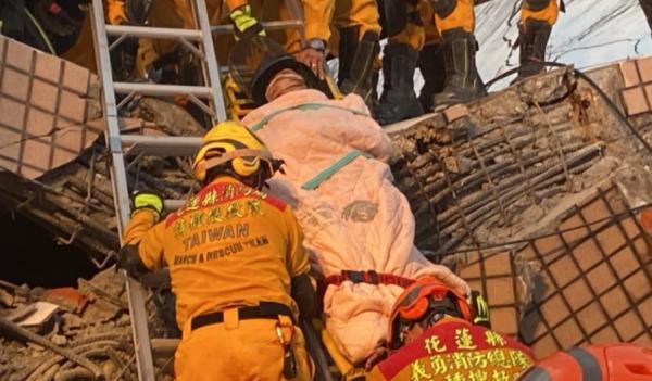 台湾地震最新情况视频，震撼瞬间与救援行动