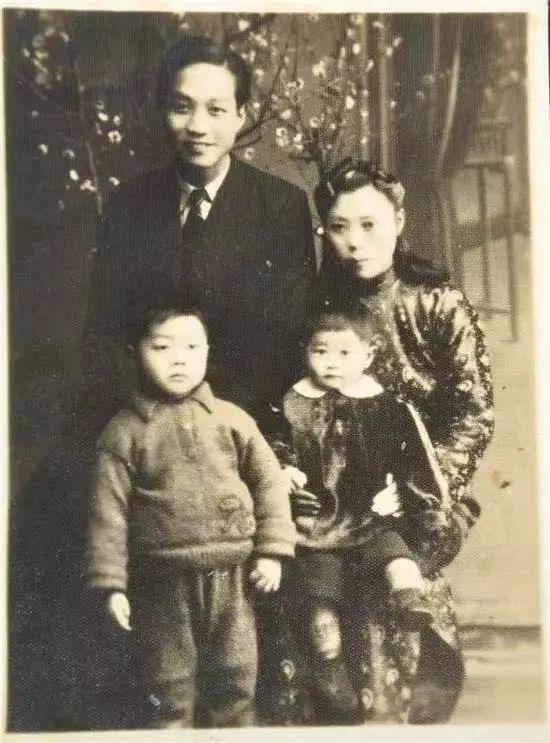 香港学生返校，新起点，新希望