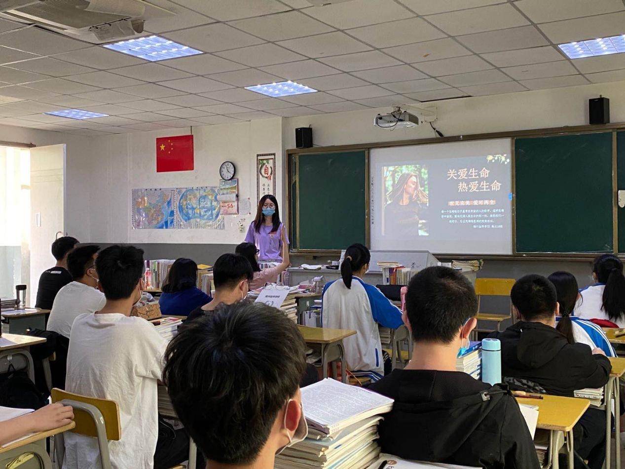 福州高校疫情下的挑战与应对