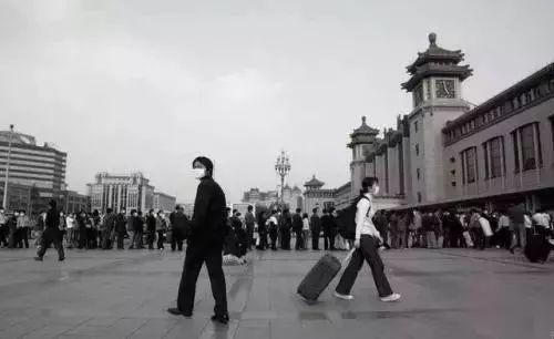 疫情下的重庆封城时刻