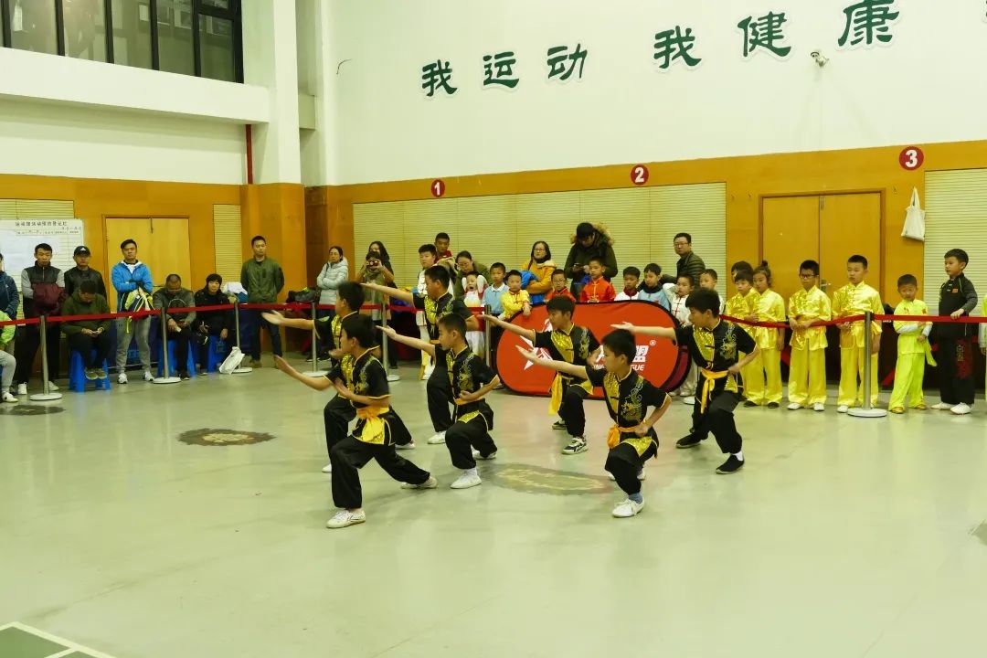 福建省疫情最新消息（再探疫情动态，共克时艰）