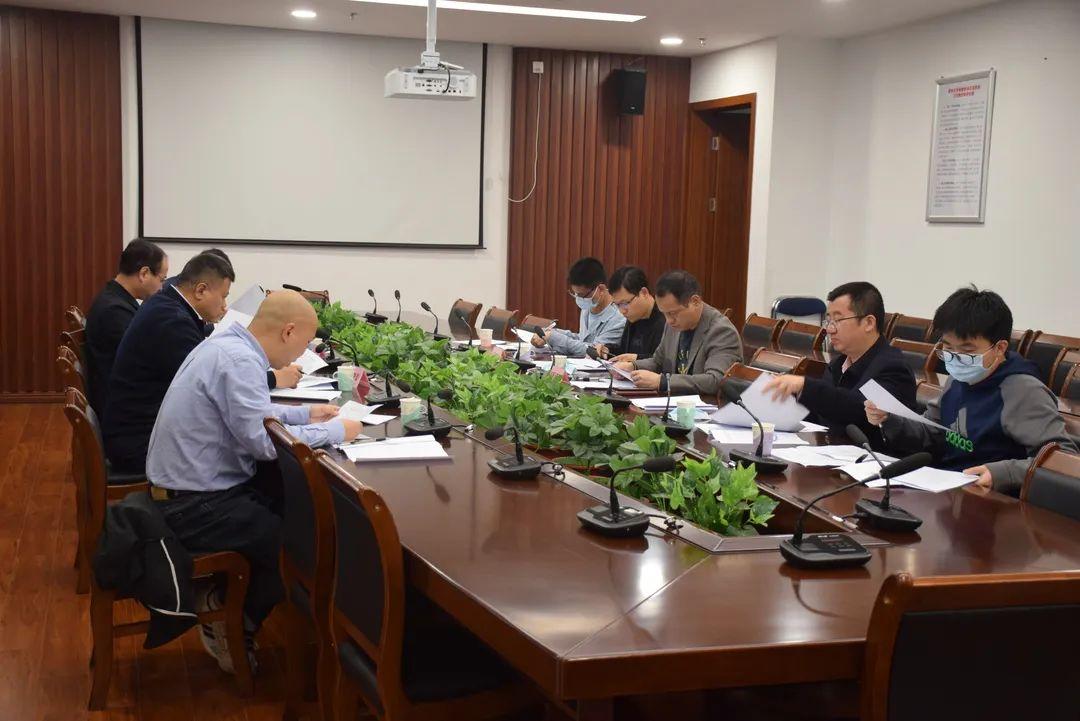 福州疫情防控指挥部发布最新公告，坚决遏制疫情扩散，全力保障人民安全