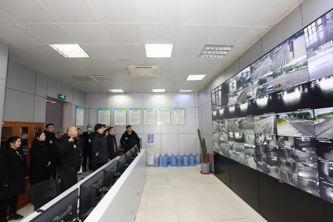 重庆市疫情防控最新规定下的全民行动与挑战