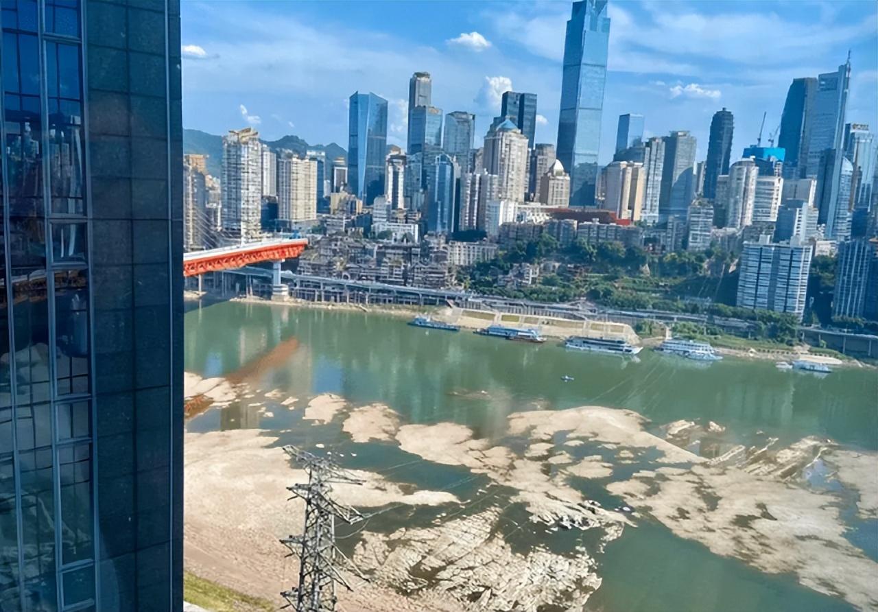追踪疫情轨迹，重庆确诊患者的西安之行