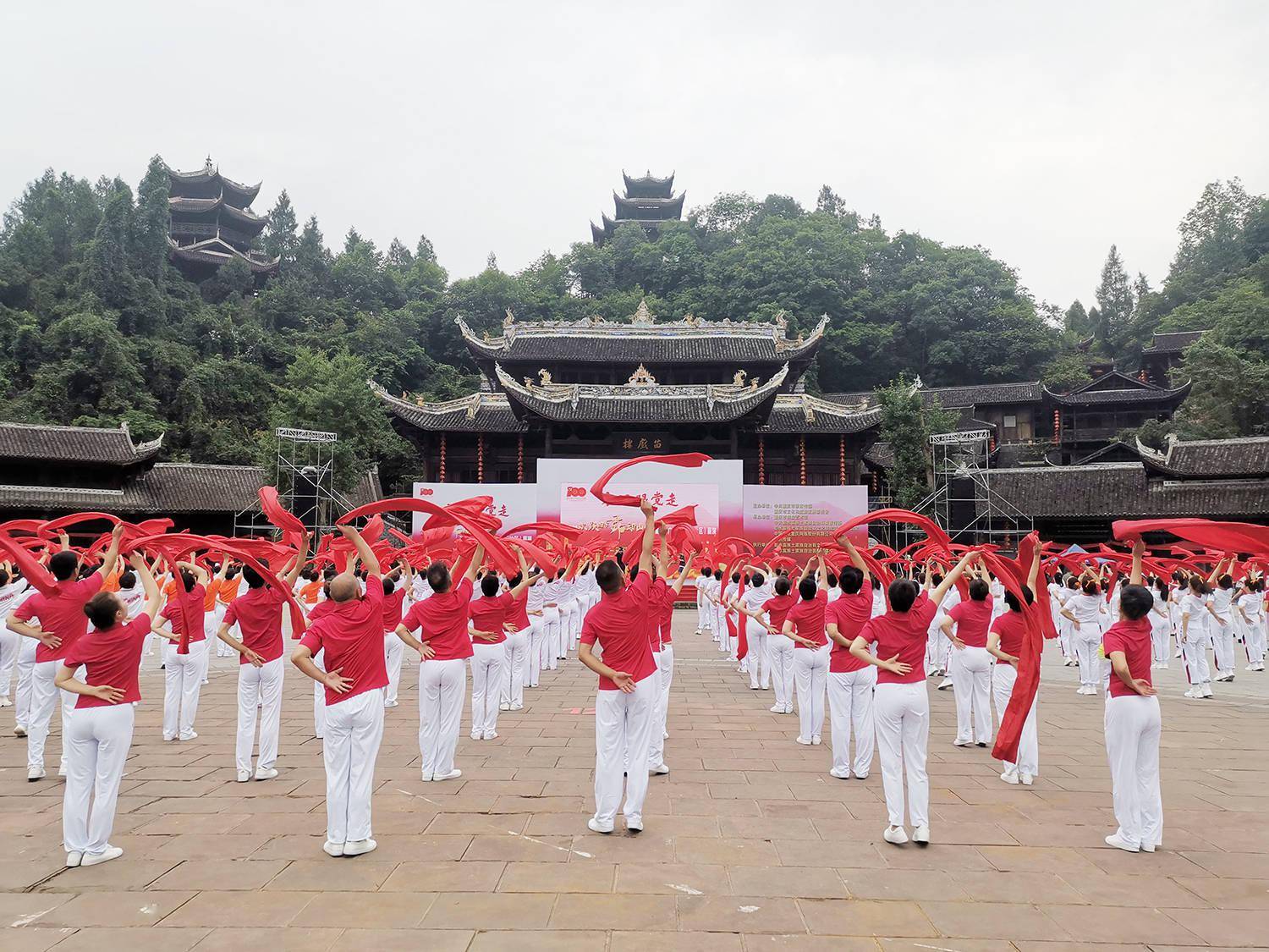重庆疫情防空中心，守护城市的守护者