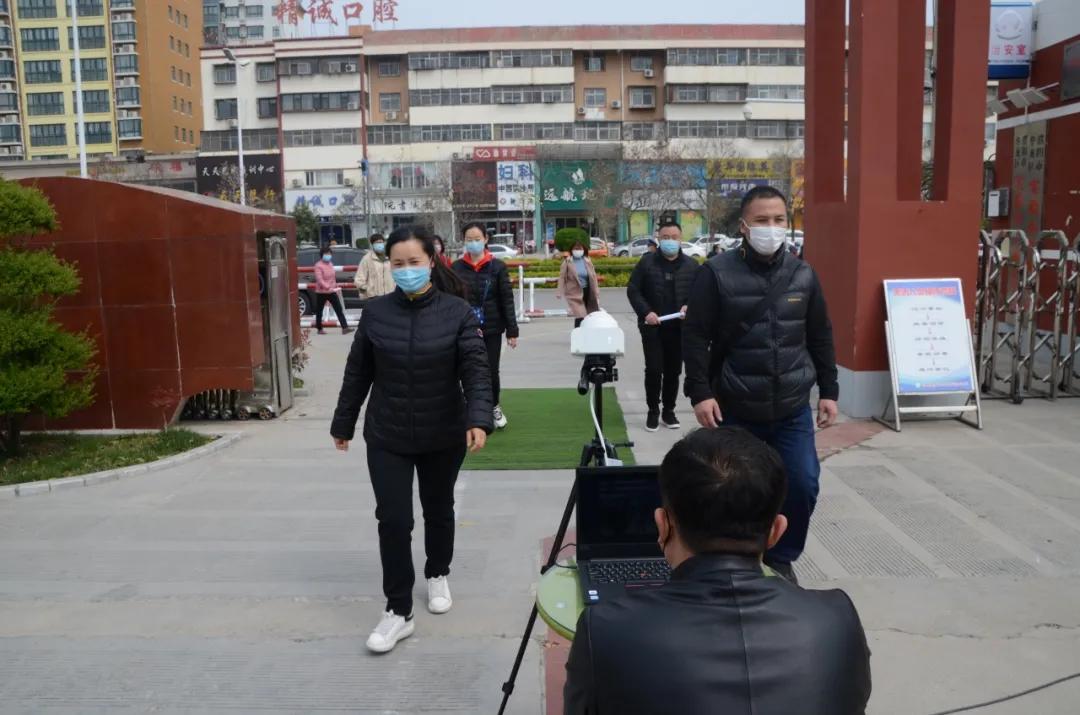 广东省新冠疫情通报下的防控策略与民众应对