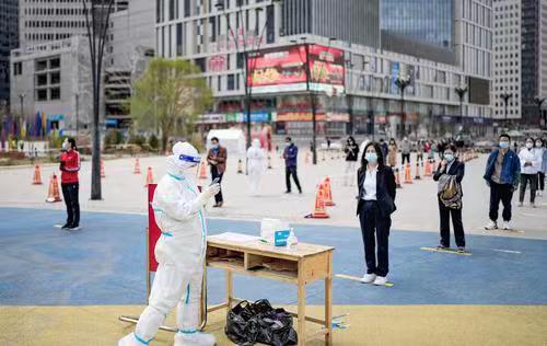 西宁疫情疑似病例引发关注，防控措施再升级，市民需加强防护
