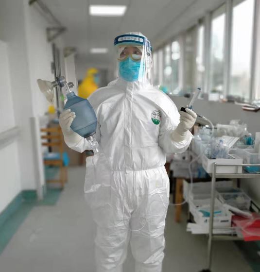 逆行者之光，浙江女医生在武汉疫情中的生命守护