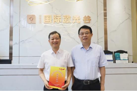 广州与杭州，疫情下的城市韧性与治理智慧