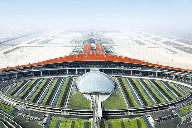 北京机场与澳门航空公司，连接内地与澳门的空中桥梁