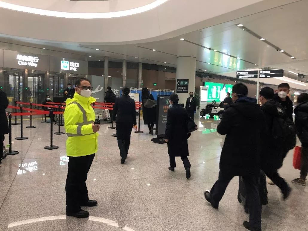 北京机场疫情防控热线24小时，守护旅客健康安全的重要防线