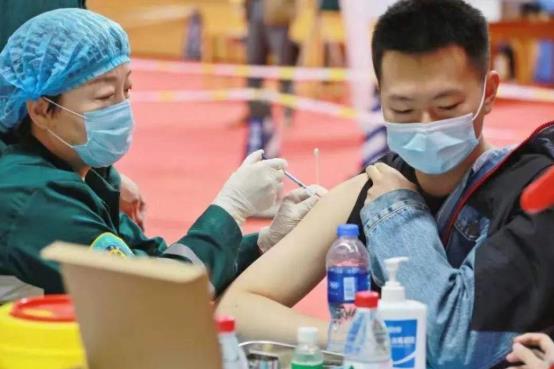 广州新冠疫苗，北京生物疫苗的接种与效果分析