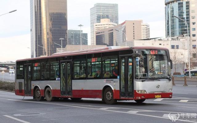 北京疫情下公交地铁出行安全吗？全面解析与防护指南