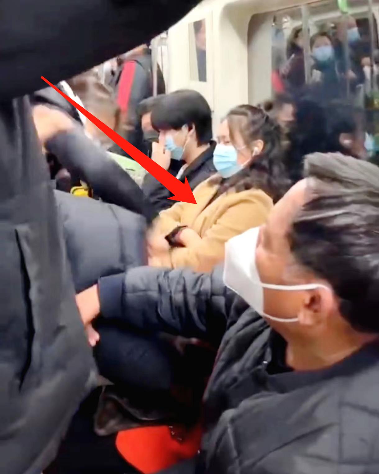 北京地铁出行指南，现在坐地铁还需要戴口罩吗？