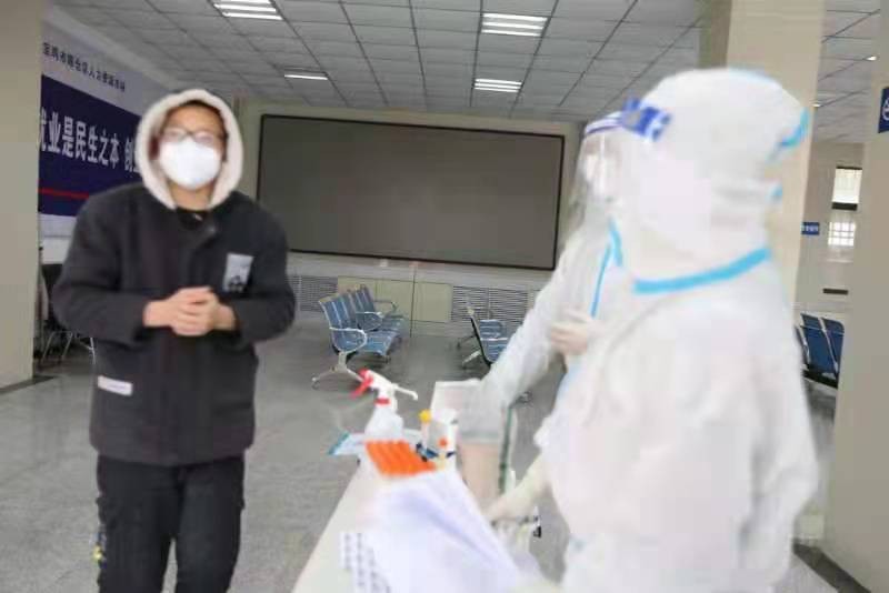 京济防疫记，两座城市的疫情应对与生命共同体构建