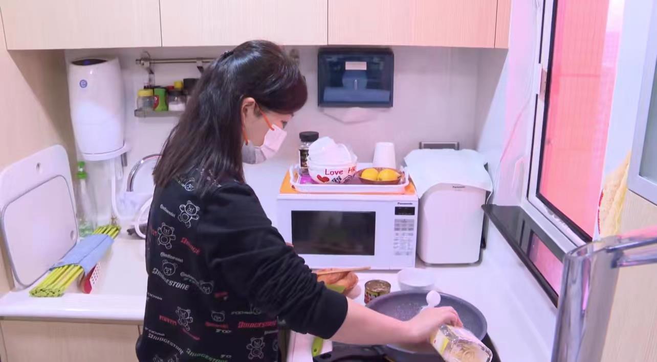 香港疫情防控，成效、挑战与未来展望