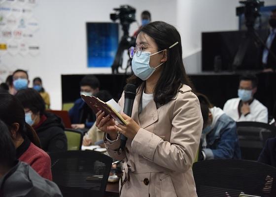 香港疫情防控，成效、挑战与未来展望