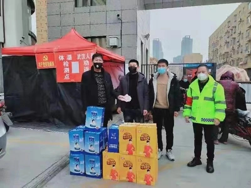 疫情下的郑州大学生，南昌返乡政策与归途困境