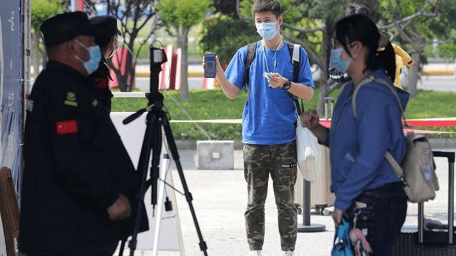 长春大学生返校，新学期的期待与挑战