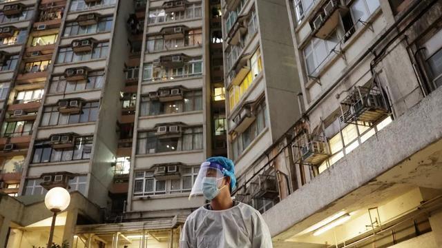 香港疫情启示录，一座城市的韧性、反思与重生之路