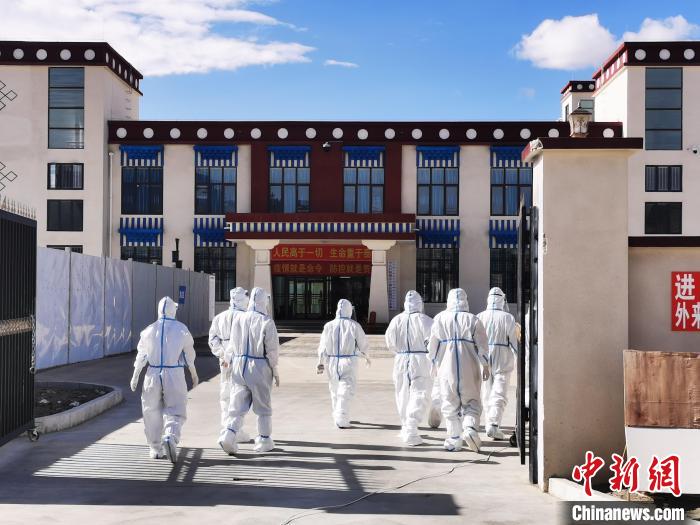 西藏自治区疫情防控中心，高原上的生命守护者