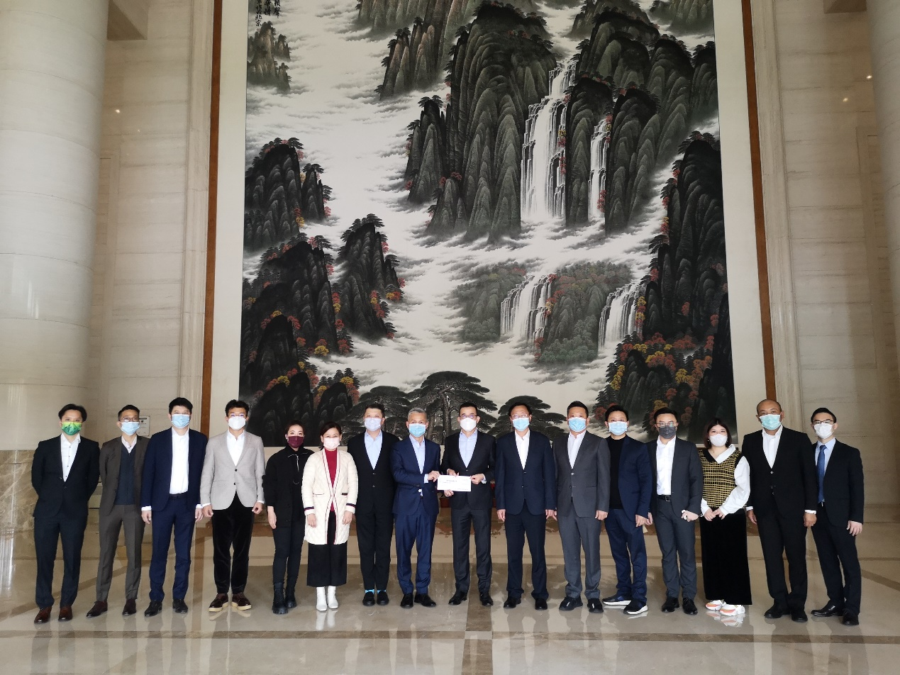 香港与澳门疫情回顾与展望，抗疫经验与未来挑战