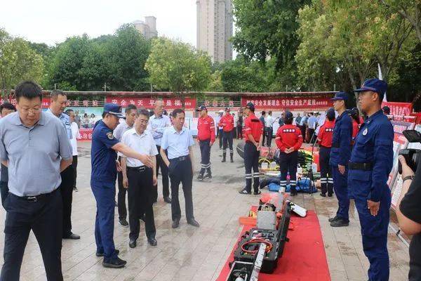 8月5日郑州封控区域，疫情防控下的城市管理与民生保障