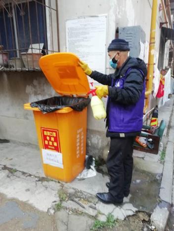 郑州疫情封锁区，挑战、应对与反思