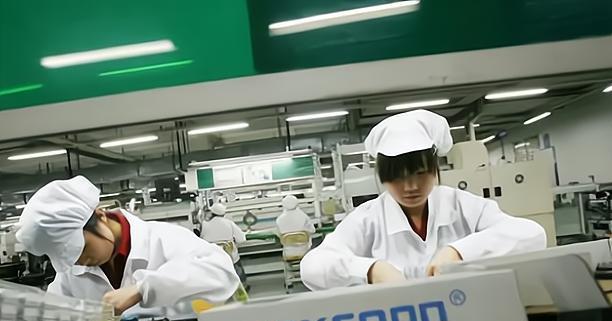 郑州富士康最新消息，生产恢复、员工待遇与未来展望