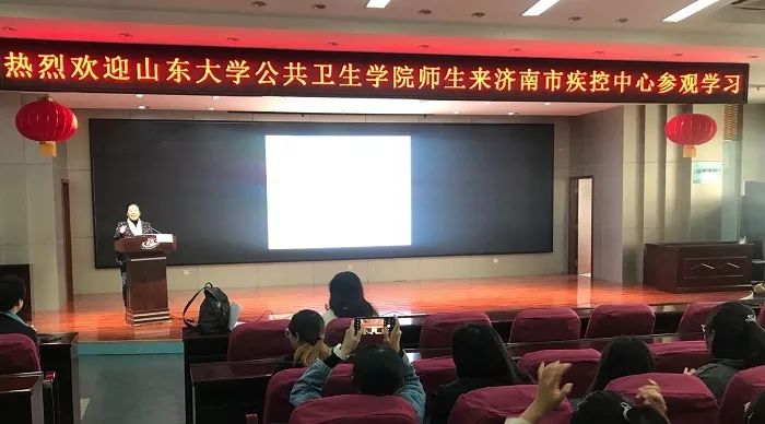 上海卫健委副书记，职责、挑战与公共卫生治理的未来