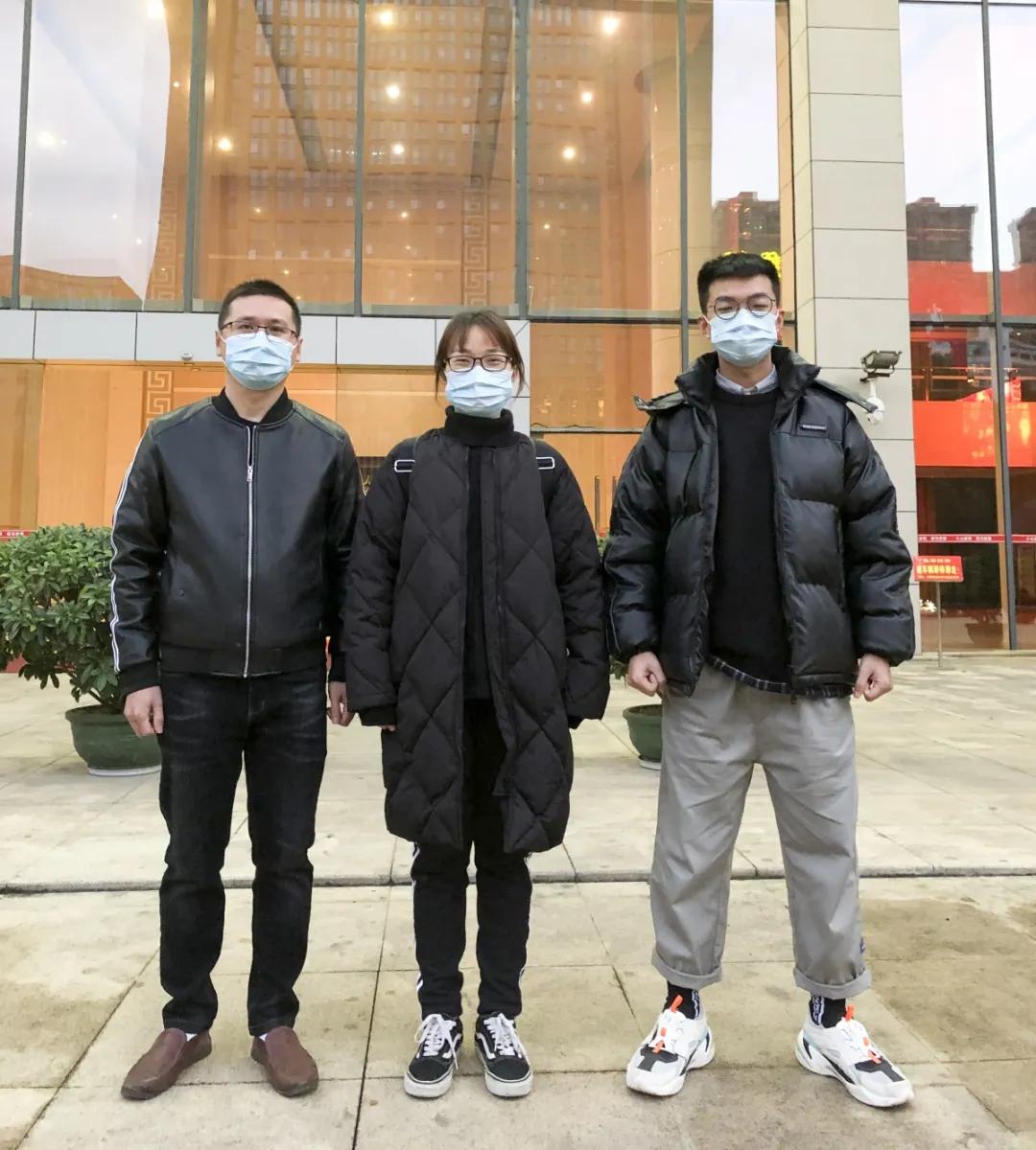 上海与武汉，疫情中的城市记忆与抗疫经验