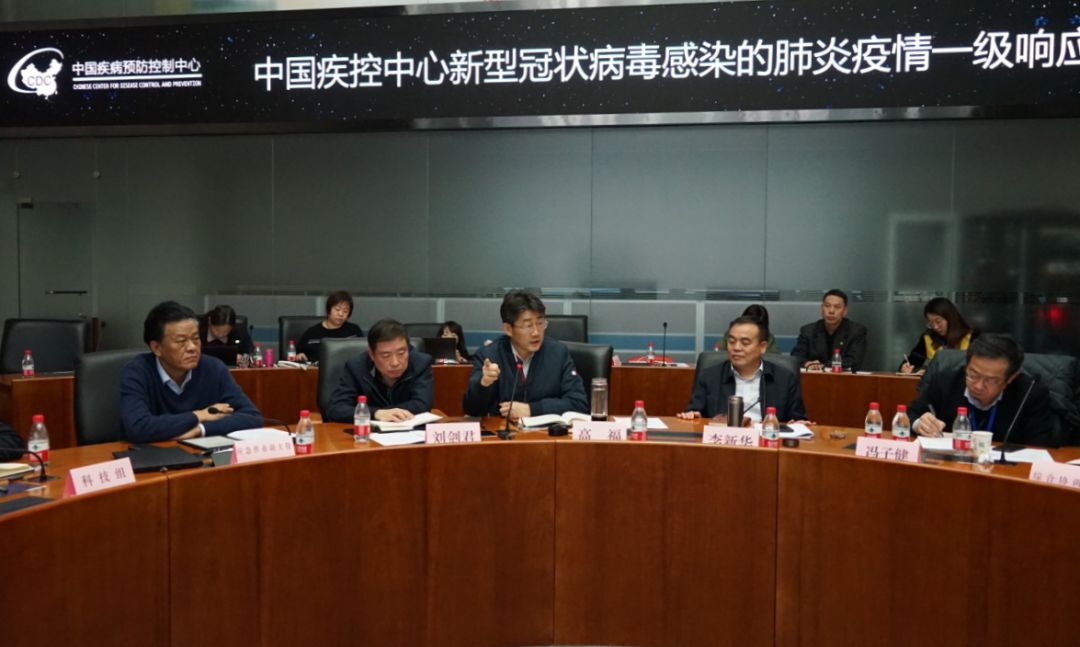 上海疫情疾控，挑战、应对与未来启示