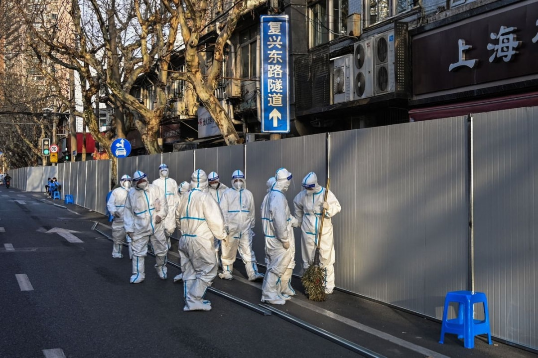 上海重疫区，一座城市的抗疫史诗与人性光辉