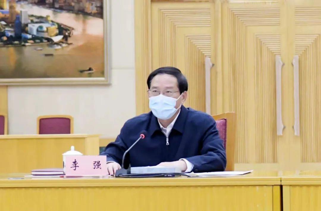上海疫情防控工作的通知，精准施策，共筑健康防线
