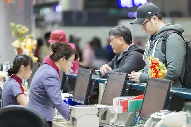 上海市疫情重灾区，挑战、应对与未来展望