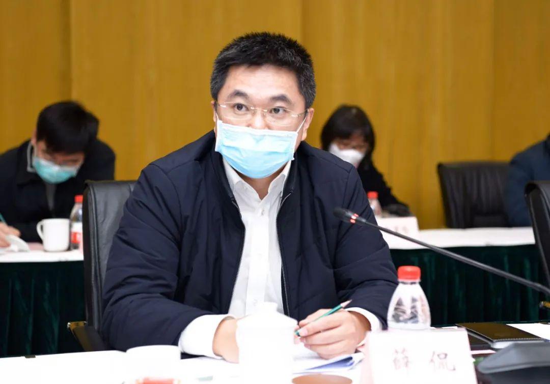 上海疫情领导小组公告，科学防控与民生保障的双重使命