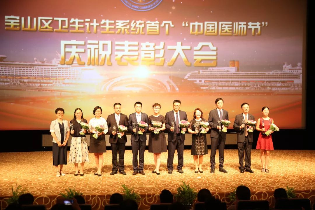张文宏调任上海卫计委，抗疫先锋的新使命与公共卫生体系的未来