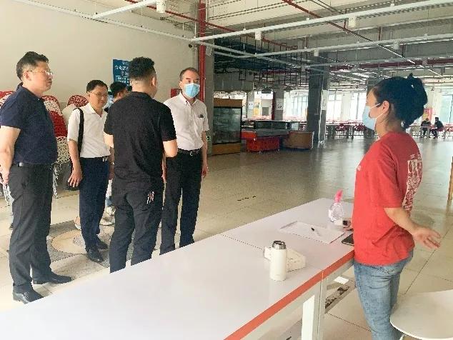 杭州西安疫情双城记，防控策略比较与常态化管理思考