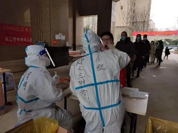 郑州疫情下的坚守与希望，一座城市的抗疫纪实